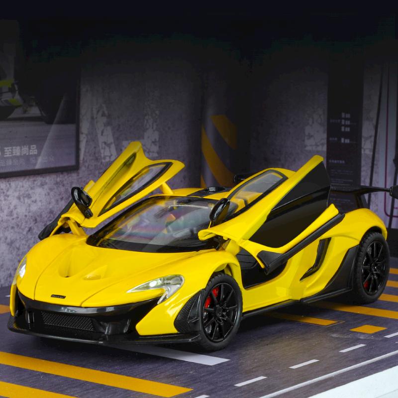 1/24 Simulation McLaren P1 Alloy Model Car Doors and Hood Can Be Opened Has Sound and Lighting Functions Rich In Details