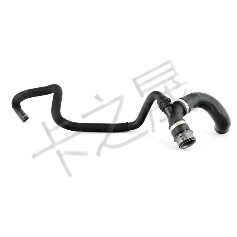 Mercedes-Benz G-Class AMG Upper Engine Coolant Hose with Tee Connector (4635019184)