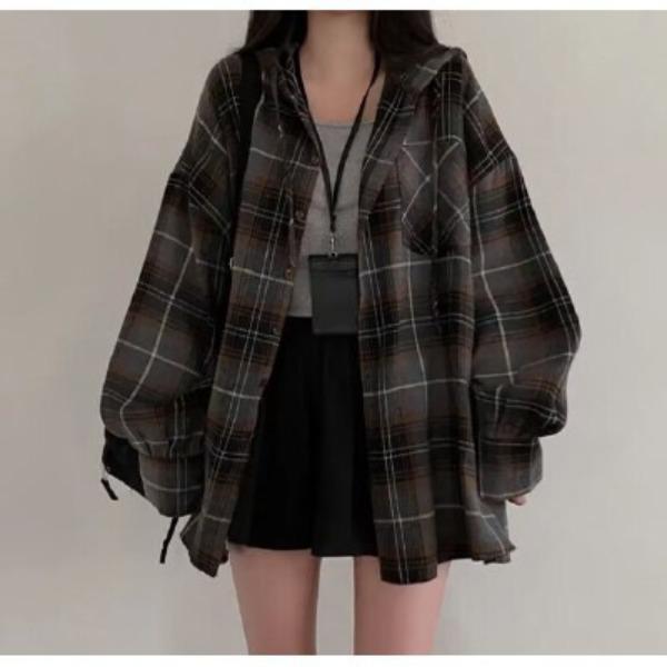 Korean Chic Early Autumn Loose Hooded Plaid Long Sleeved Shirt for Women S чёрный