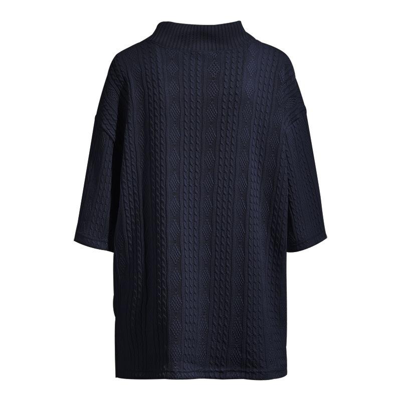 Men's Loose V-Neck Short Sleeve Knit T-Shirt.