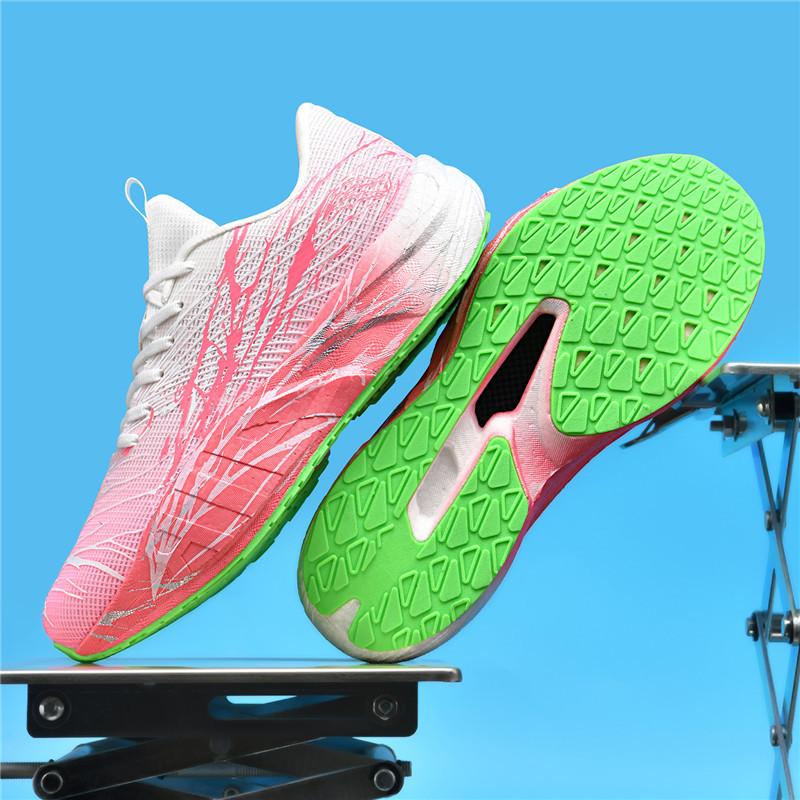 Youth professional marathon carbon board running shoes men's shoes carbon board older children's running shoes are really explosive shock-absorbing