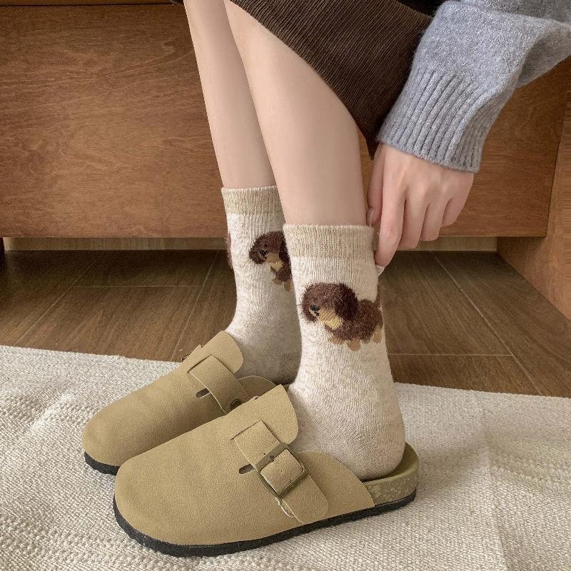 Winter Thick and Warm Ladies' Woolen Socks Featuring Cute Cartoon Puppies, Mid-calf Socks Suitable for Home Sleeping.