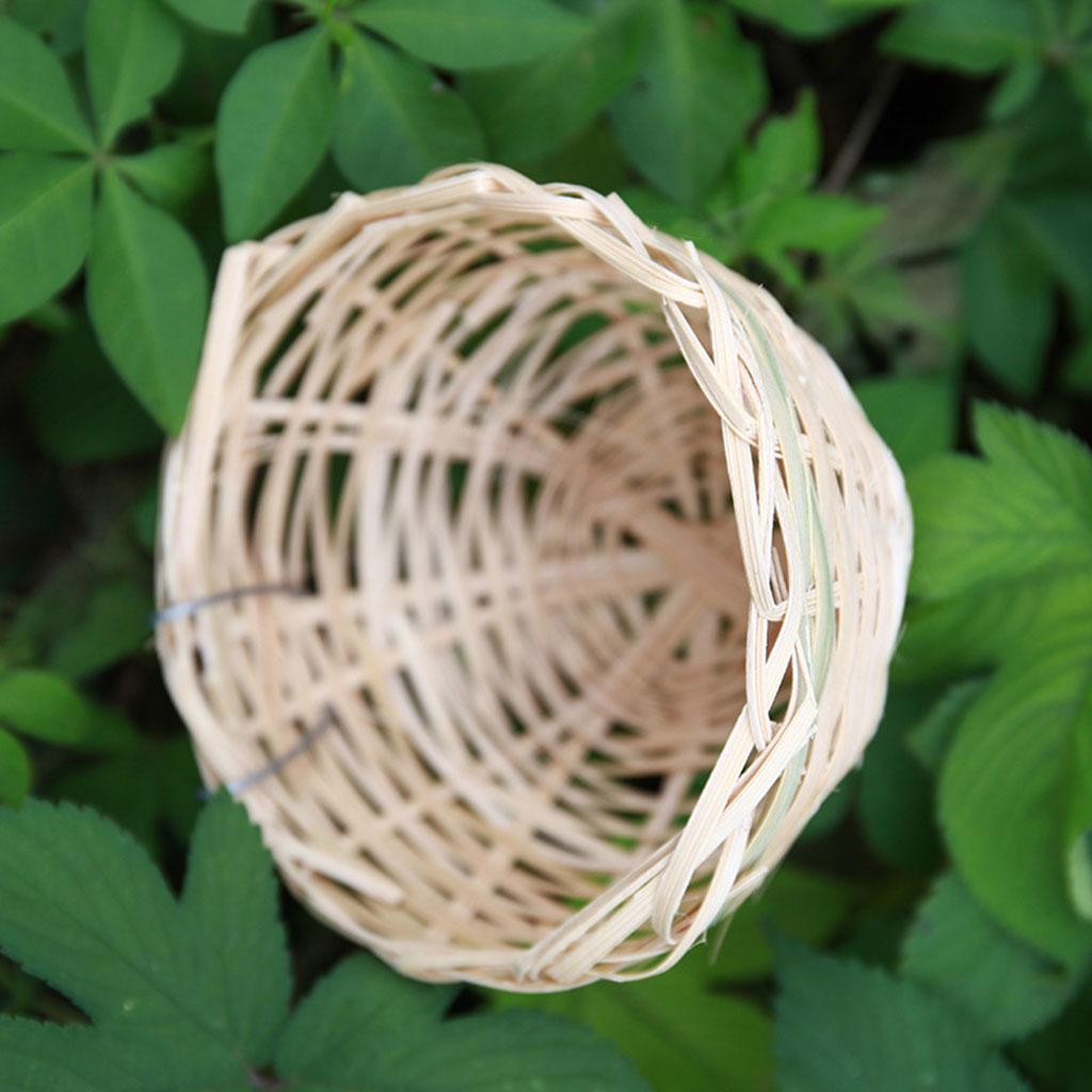 Hanging Bird Nest Bamboo Bird Hut Outdoor Natural Fiber Birdhouse Small Canaries Nest Wren Nest Chickadee House