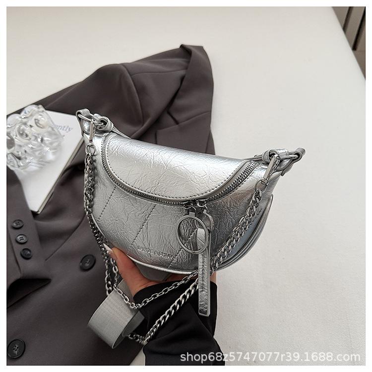 Korean Version of the Trend Small Bag Women's 2025 Summer New Fashion Simple Dumpling Bag Texture Chain Shoulder Messenger Bag