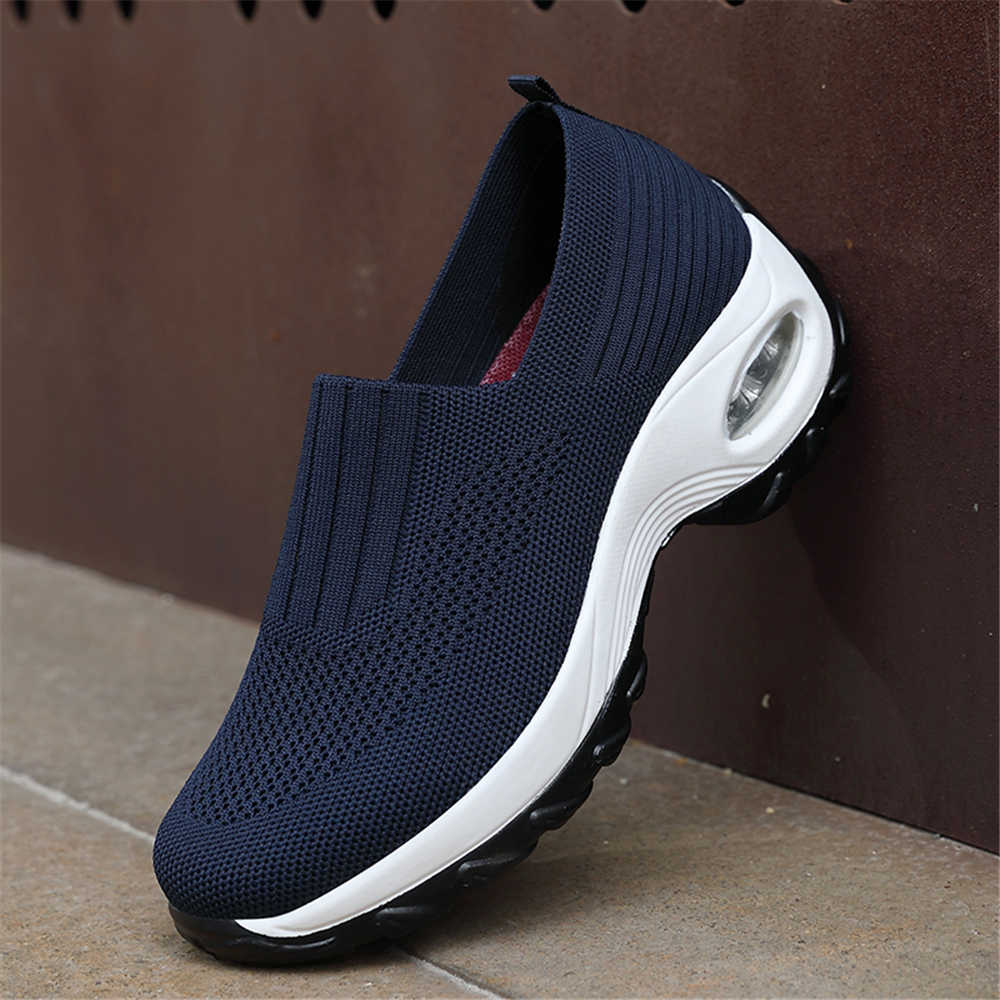 Fashion Wedged Wedge Heel Women's Original Brands Sneakers Vulcanize Red Sport Shoes Boot Traning Particular Designers Tennes Tenks