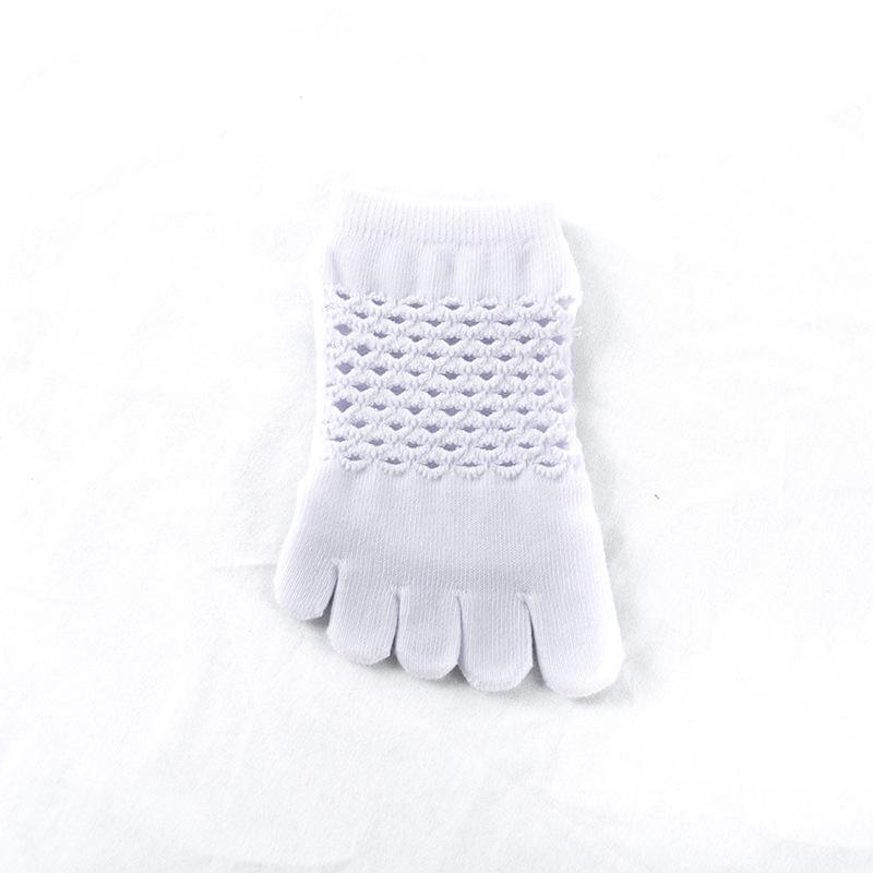 Breathable Mesh Five-Finger Yoga Pilates Socks for All Seasons