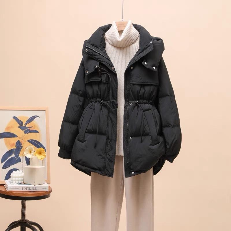 

Женская зимняя осенняя куртка-пуховик с воротником-стойкой, белая, свободная, короткая, однотонная, с большим карманом, ветрозащитная, утолщенная, с капюшоном S чёрный