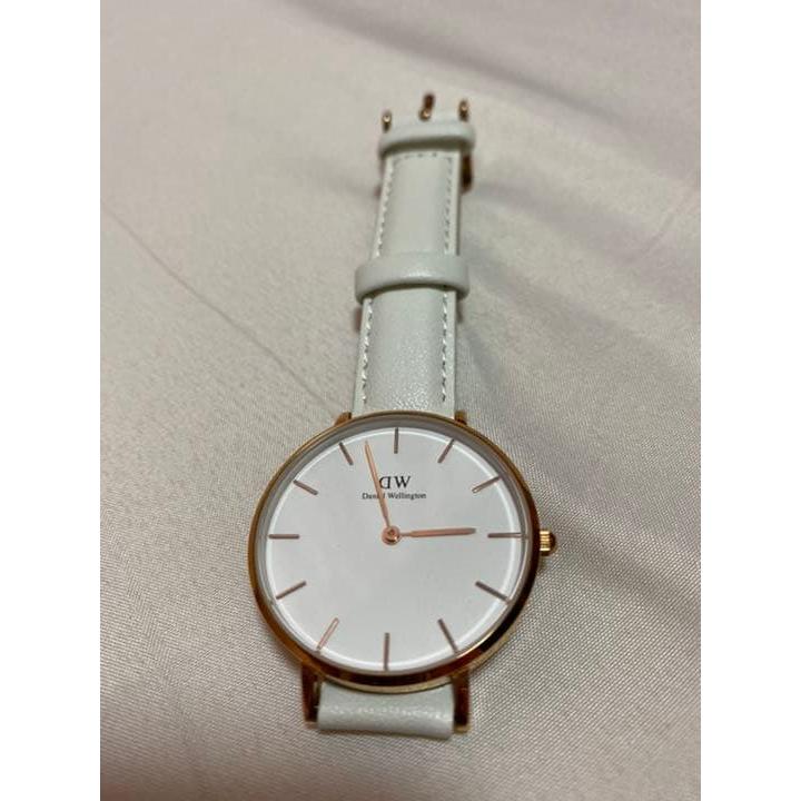 Used daniel wellington watch price reduced