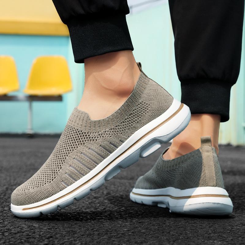 Sommer neue Herren Low-Top Fly-Woven atmungsaktives Mesh lässig schlicht große Größe 45 Slipper zum Hineinschlüpfen