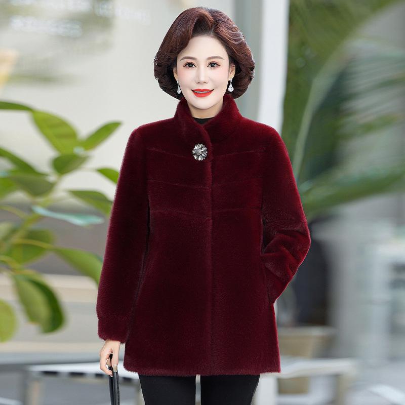 Mom's Eco-Friendly Winter Velvet Faux Mink Coat - Modern Short Style for Middle-Aged and Elderly Women 2026