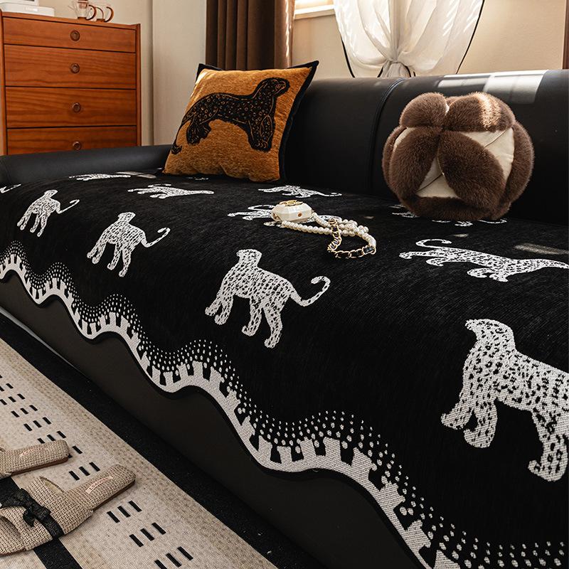 Four Seasons Universal Chenier Sofa Cushion New Cover Towel Straight Non-Slip Leather Sofa Cover Cushion