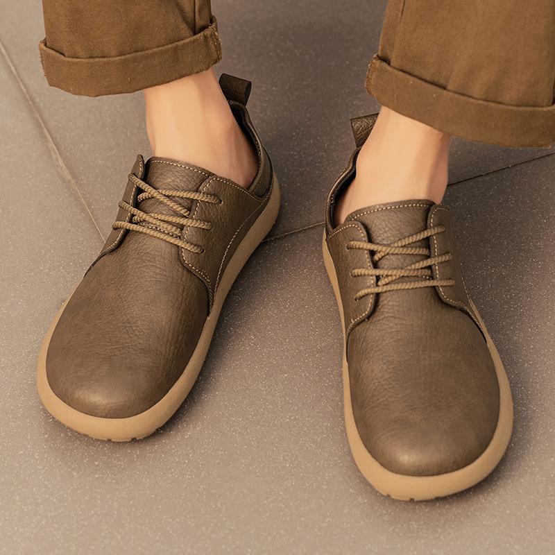 New Men's Soft Leather Casual Shoes Men Breathable Lace-Up Flat Heel Rubber Walking Shoes Fashion Comfortable Sneakers