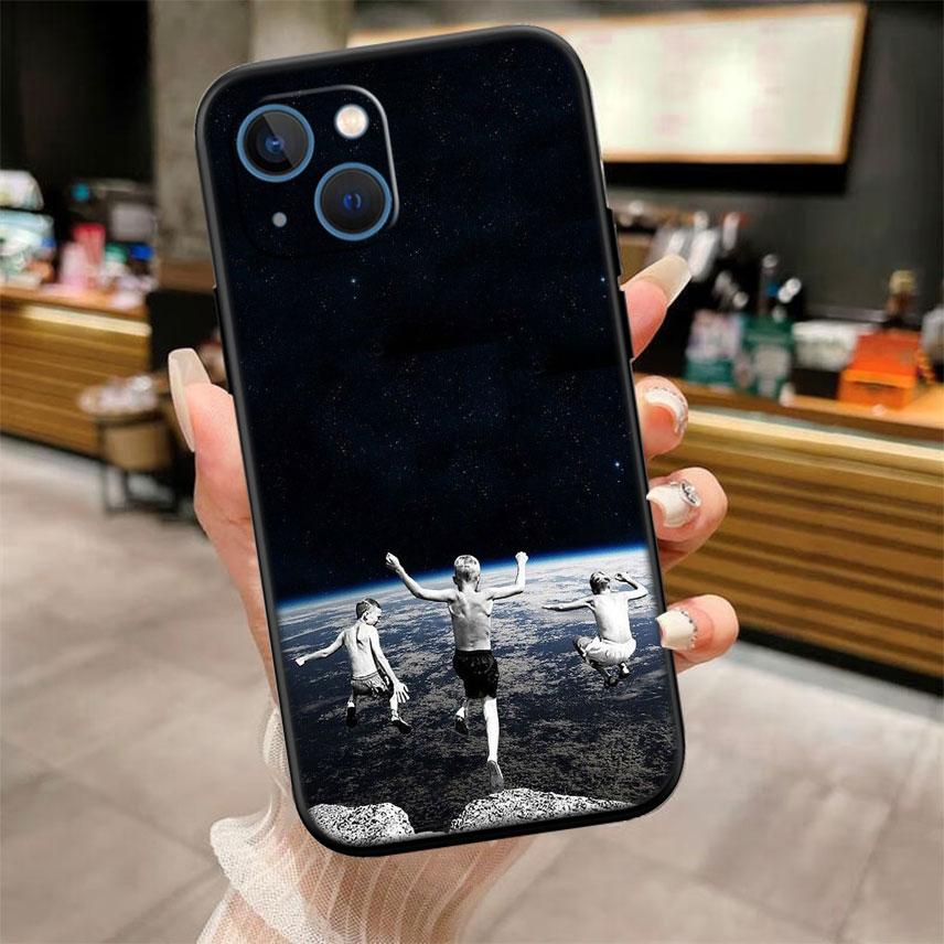 IK2 Abstract space astronaut Case for Motorola Edge 60 60s 70 G86 G56 G54 E14 G04S G45 G54 G64 S30 S50 X30 X40 X50 Pro Power