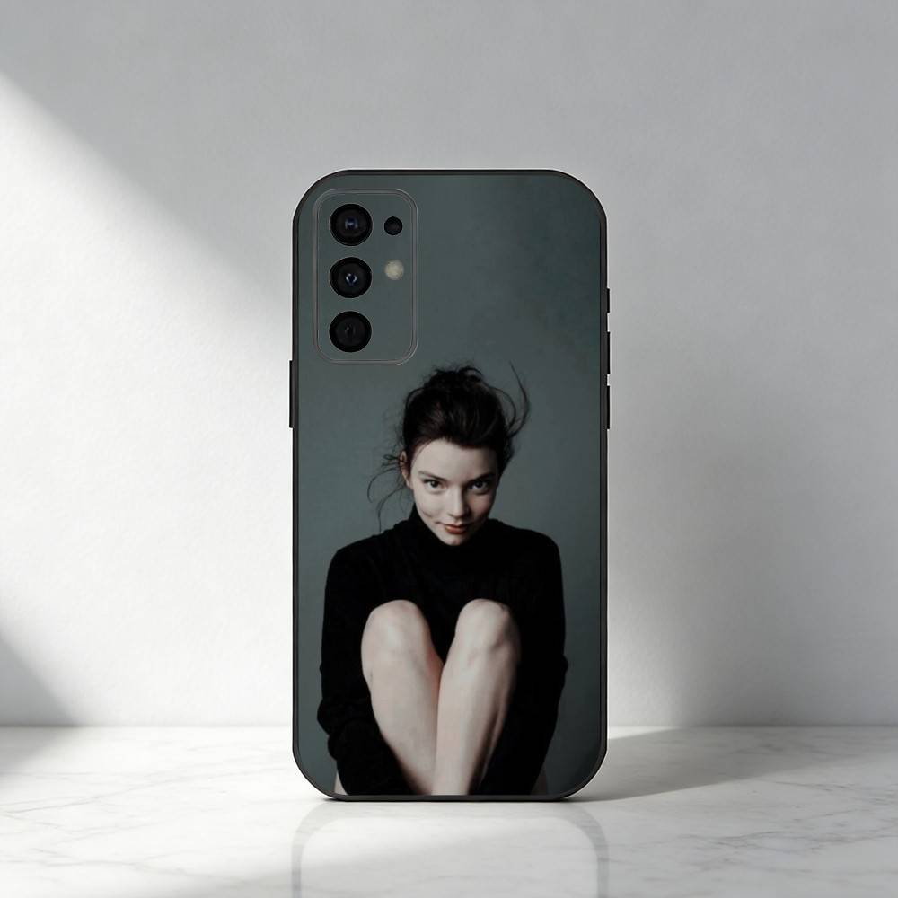 Actor A-Anya T-Taylor Phone Case For Samsung S25,S24,S21,S22,S23,S30,Ultra,S20,Plus,Fe,Note,5G Black Cover