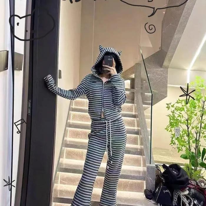 Autumn Women s Sporty Striped Hoodie  Flared Pants Two-Piece Set 2025 XL