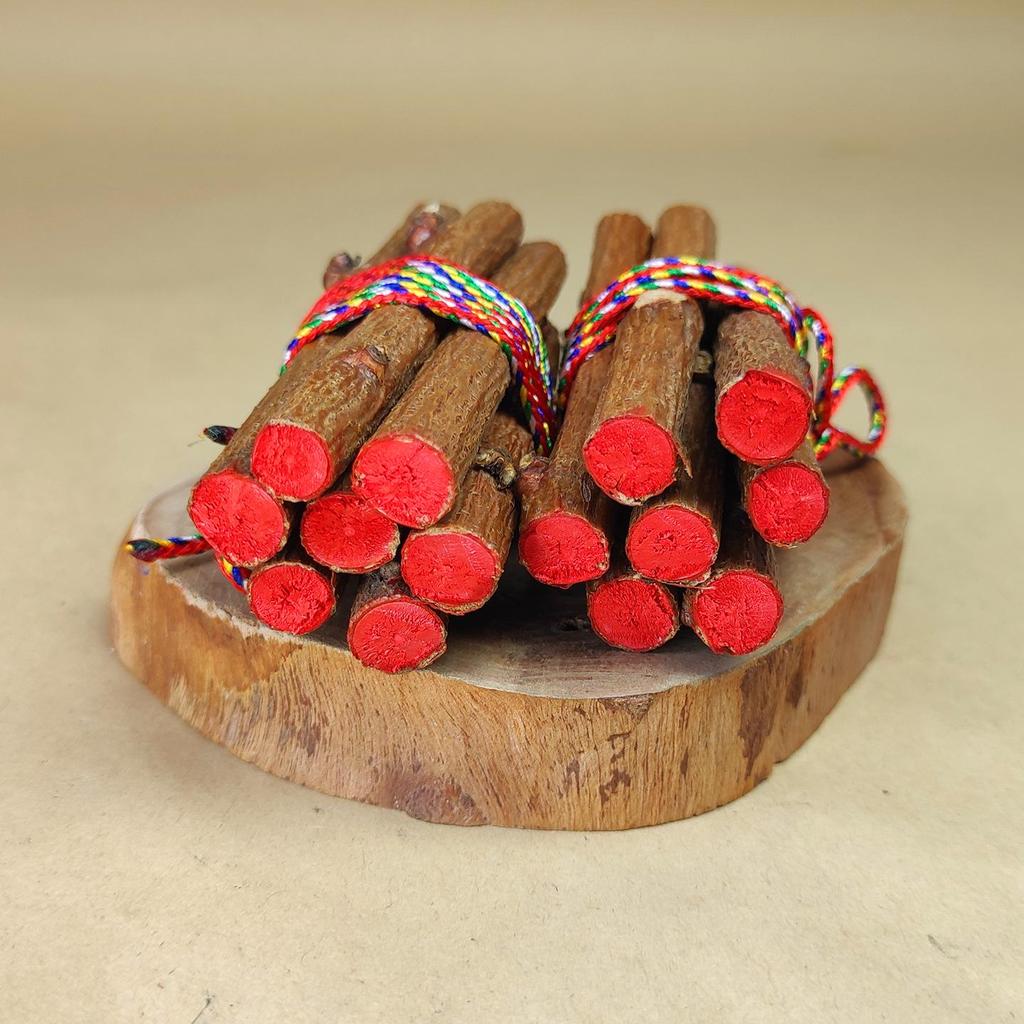 Peach Wood Five-Color Thread Pendant Set, 7-Piece, 7 cm: Worry-Dissolving Decor for Living Room and Bedroom