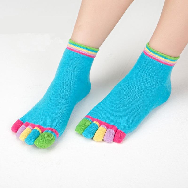 Women Colorful Cotton Five Toe Separator Socks Breathable Heel Grip Sweat Absorbent Wholesale Pack Everyday Comfort Essential