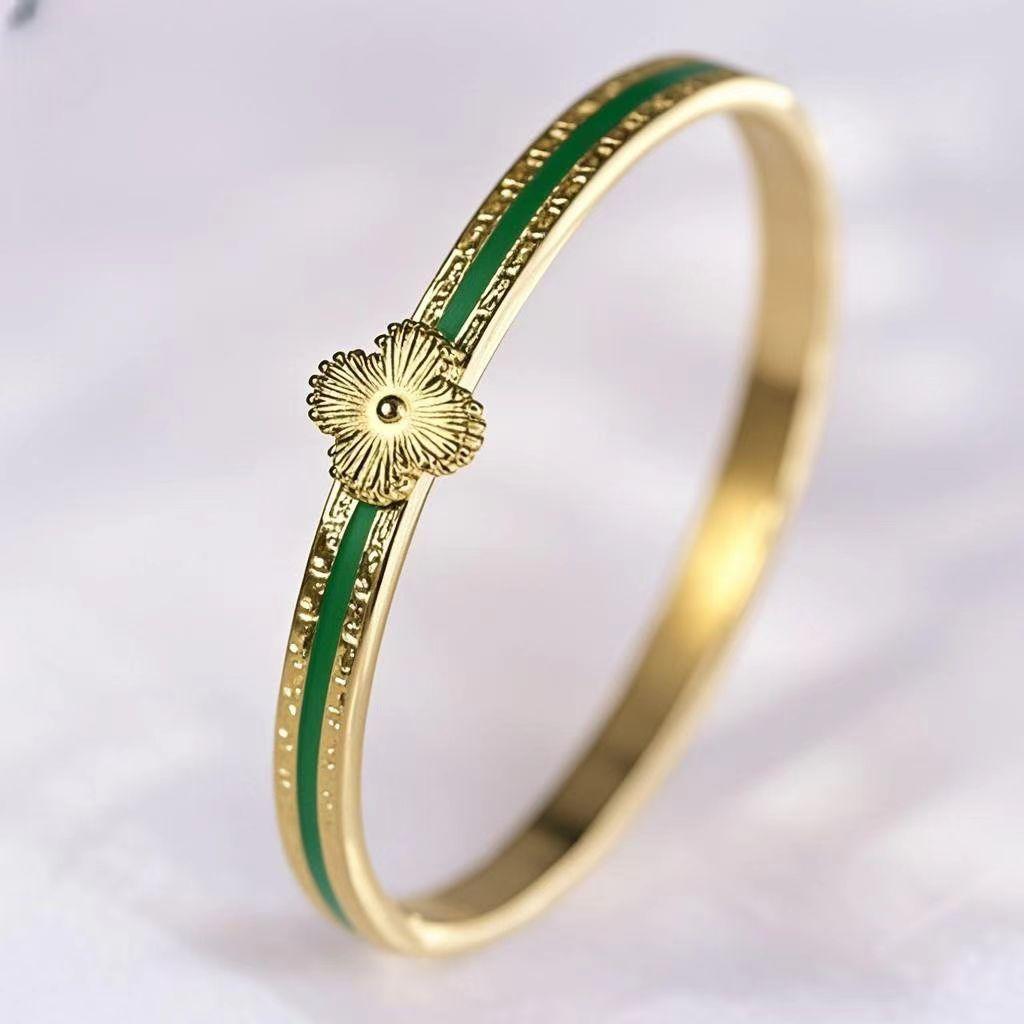Women s High-end Jewelry Four-leaf Clover Bracelet One Size(16-22CM)