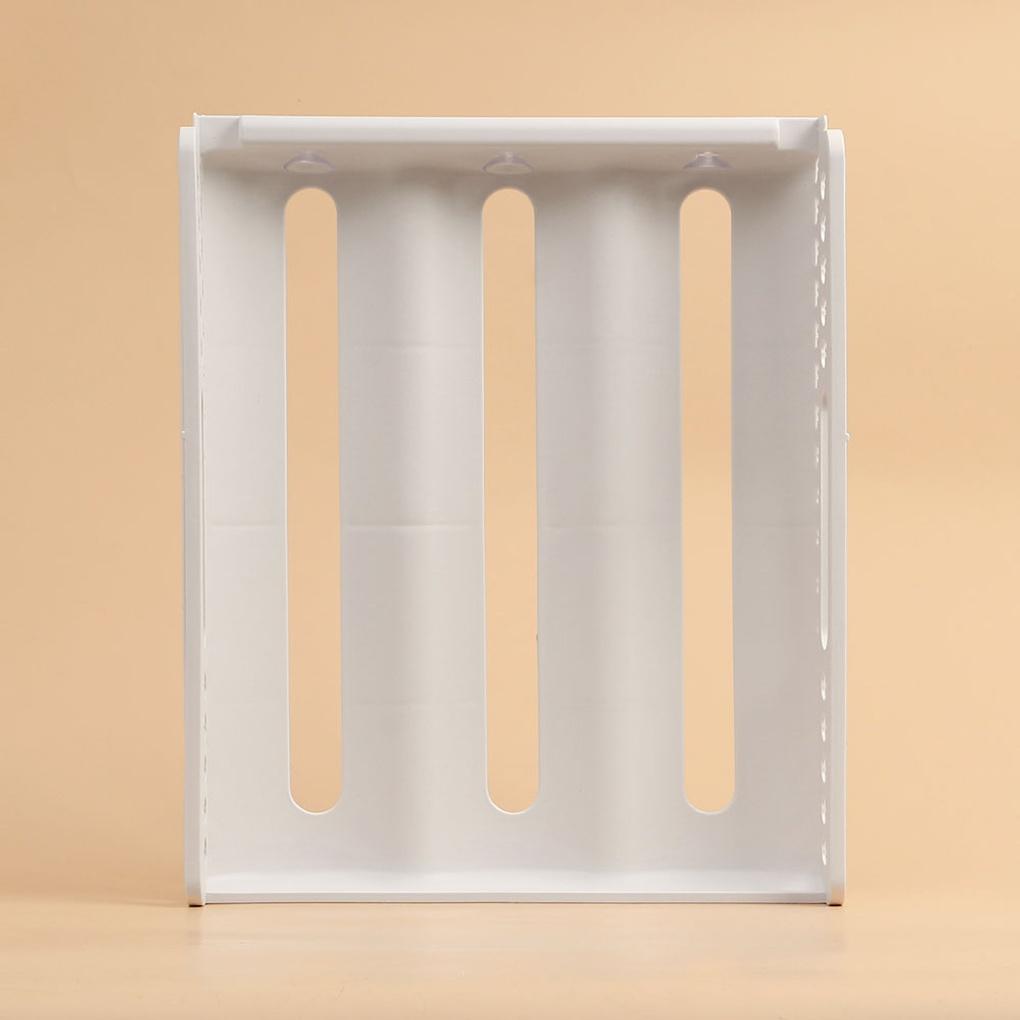 18-hole egg tray with automatic air hole cleaning