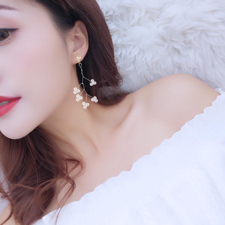 Summer long earrings women's hand-woven Ziyi glutinous rice pearl Mori branch ears simple