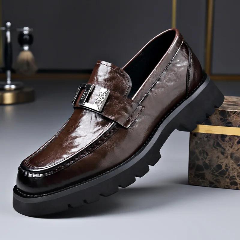FashionFashion Large Size Thick Sole Male Loafers Designer New Retro Metal Decoration Men's Dress Shoes Casual Leather Man Shoes