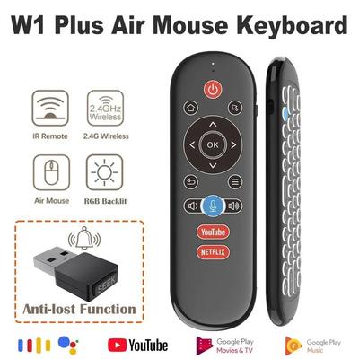 W1 PLUS Air Mouse Telecomando 2.4G RF Wireless Mini Tastiera Vocale Tastiera Giroscopio Intelligente Sensore Anti-smarrimento IR per Android TV Box