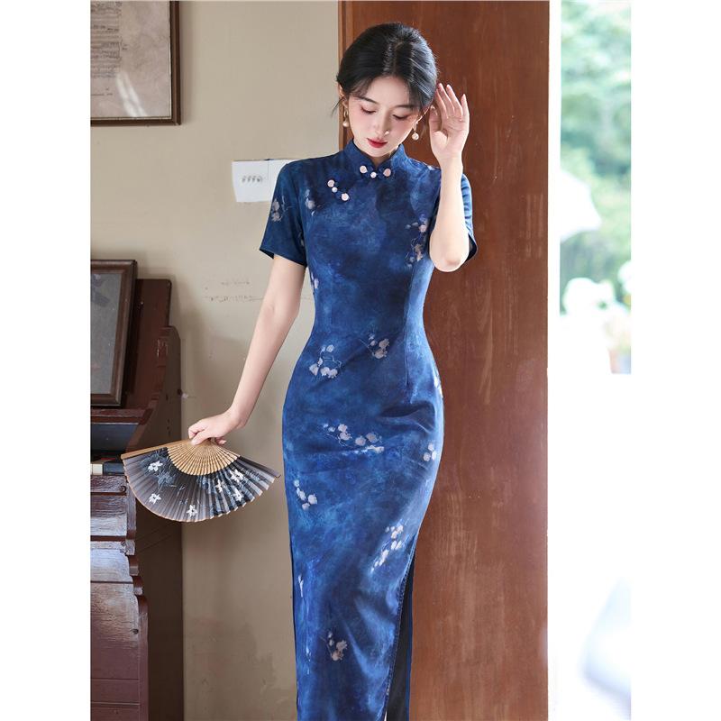 Blue tie-dye short-sleeved cheongsam women's daily slim-fitting and thin high-end temperament elegant medium and long retro style dress