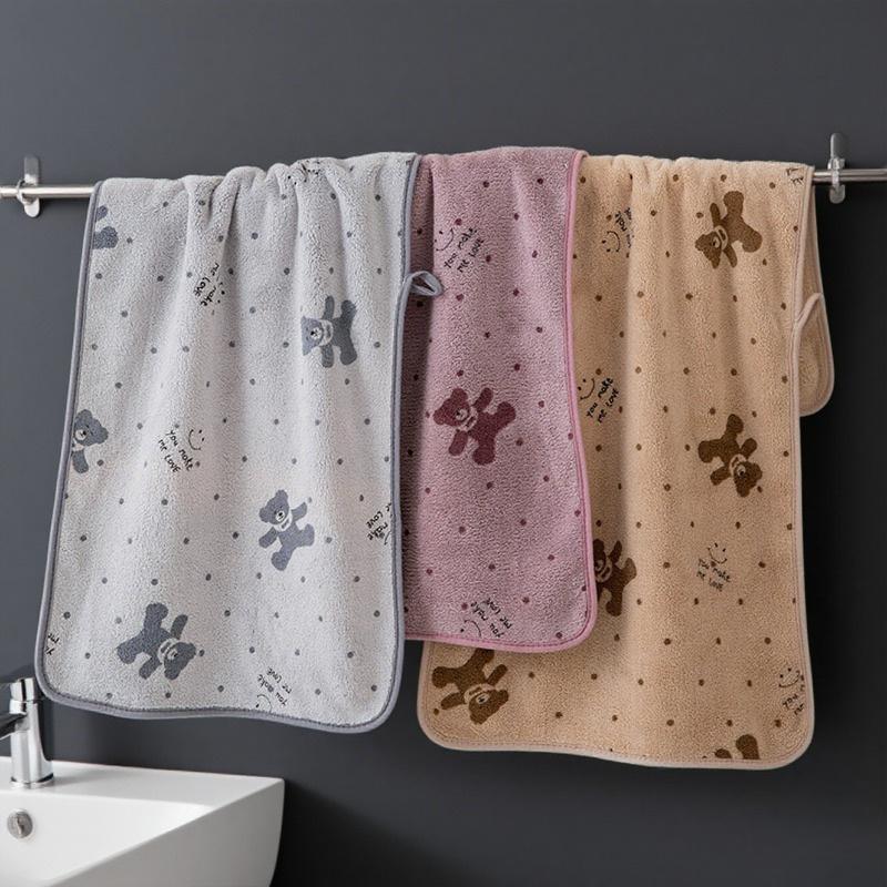 Cute Bear Face Towel for Is Quick-Drying, Lint-Free, Highly Absorbent, and Versatile, Making It An Essential Bathroom Item Suitable for Everyone