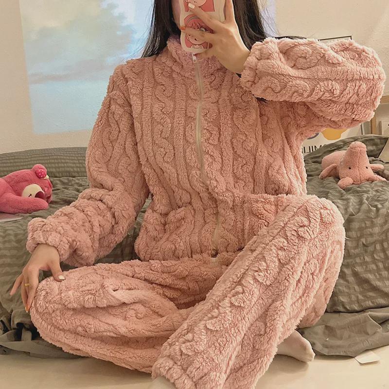 Conjunto de Pijama de Franela con Cremallera para Mujer - Cuello Alto, Traje Grueso y Cálido de Forro Polar Coral para Otoño e Invierno.