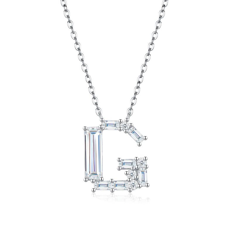 Fashion Luxury Letter Necklace Fade-resistant Moissanite Clavicle Chain Womens Daily Wear