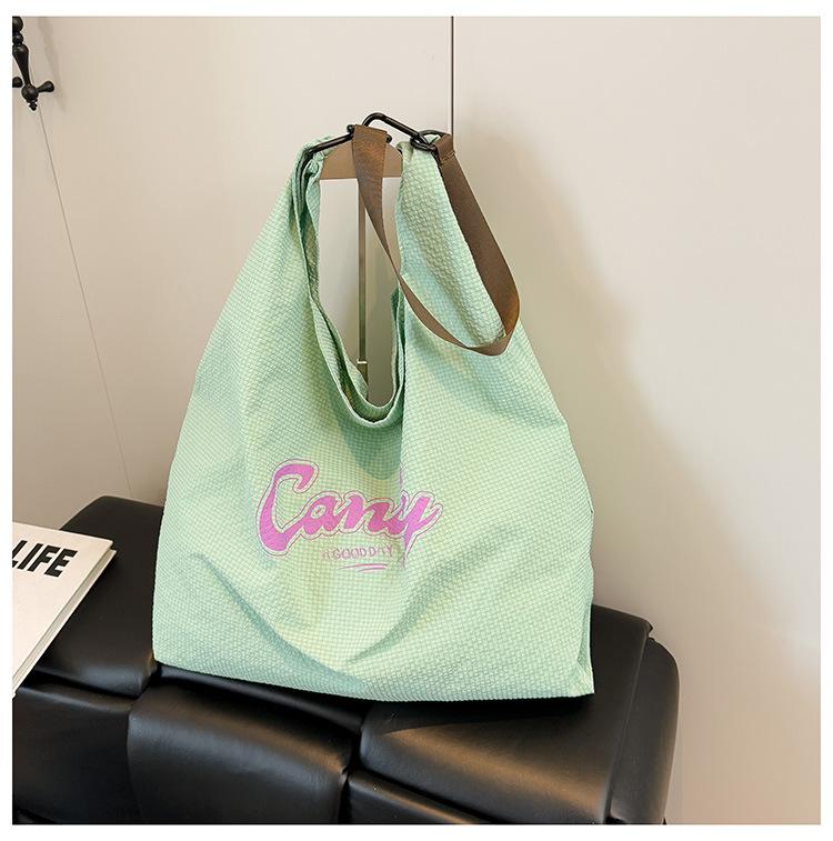 Women's Large-capacity One-shoulder Letter Calico Bag, Portable Oblique Span Bag, Trendy and Fashionable Versatile Women's Bag