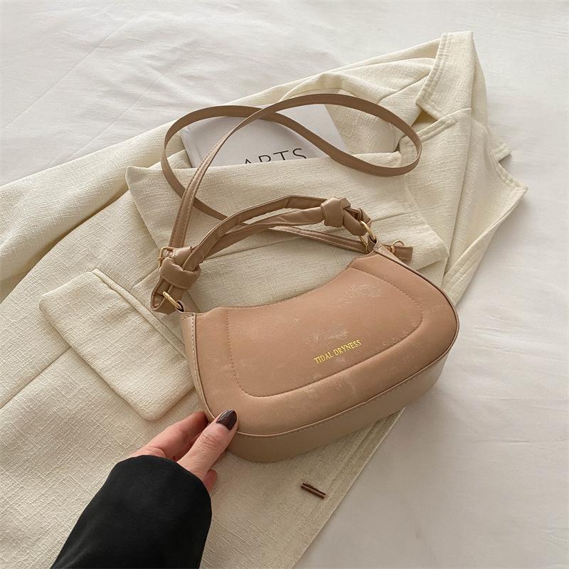 Temperament Simple and Fashionable Korean Version Handbag 2025 Spring New Versatile Ins Shoulder Messenger Bag Small Square Bag Women