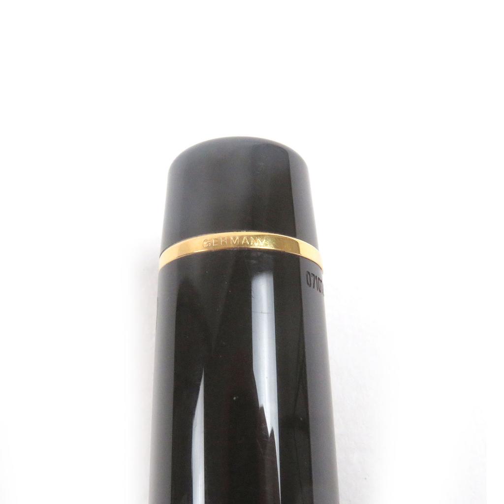 Excellent MONTBLANC fountain pen Writers Series 1996 Alexandre Dumas Cap type Used