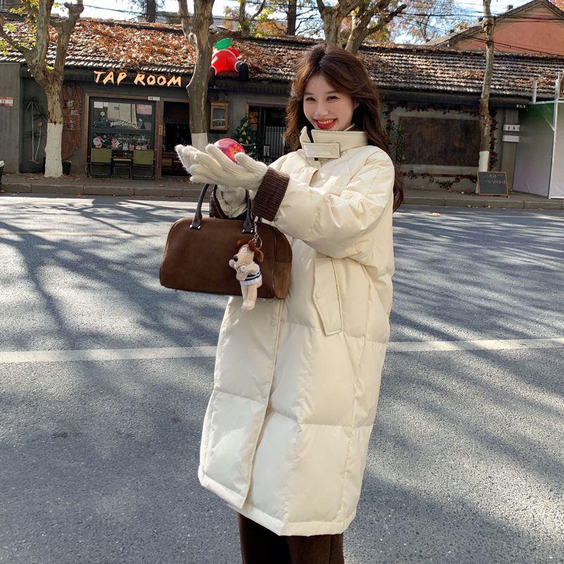 

Коричневый пуховик средней длины Maillard Женский Зима 2024 Новое поступление Супер милое лоскутное изделие из вельвета Пальто из пуха белой утки Beige S