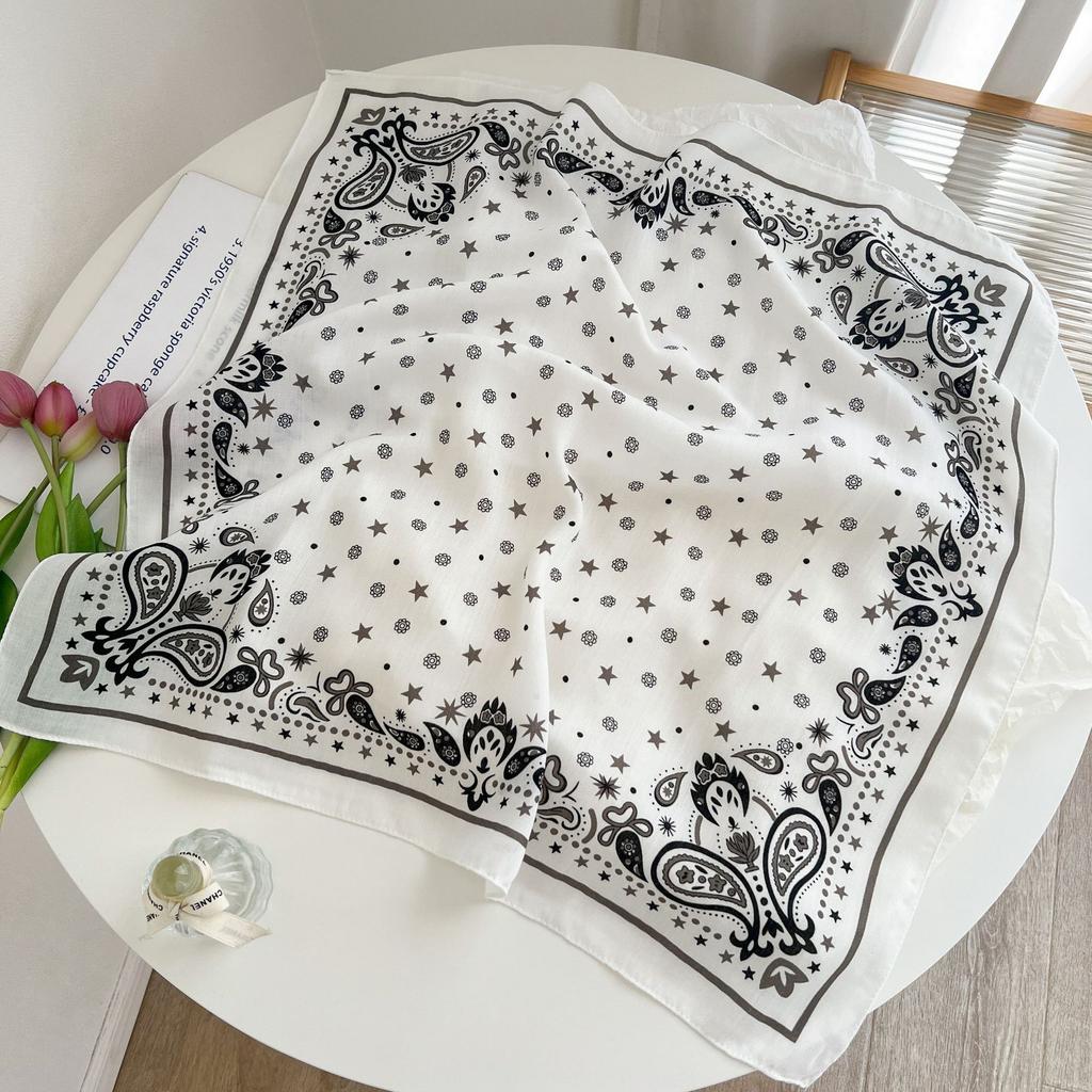 [Collection] Velvet Silk Scarves Women'S Versatile High-End Square Scarves Neck Scarves Spring And Autumn Retro