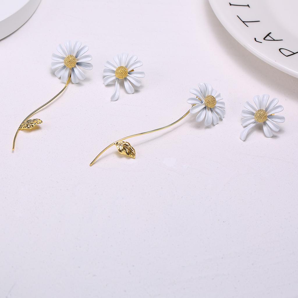Women Little Daisy Earrings Set,Asymmetry Design Jewelry Accessories Painted Flowers,Elegent Cute Charm Stud Earring for Gifts