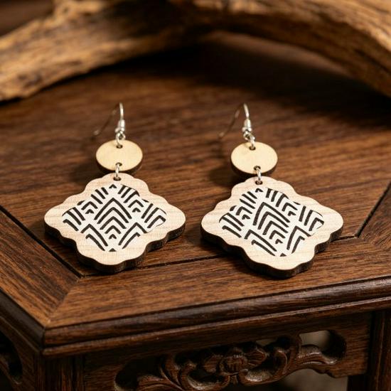 Stylish Wooden Diamond Pattern Earrings - Enhances Your Features.