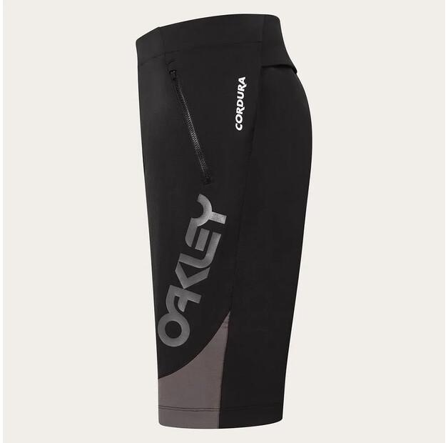 Oakley Maven Scrub Shorts