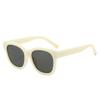 New oval sunglasses, European and American retro high-end versatile street shooting beach driving sunglasses