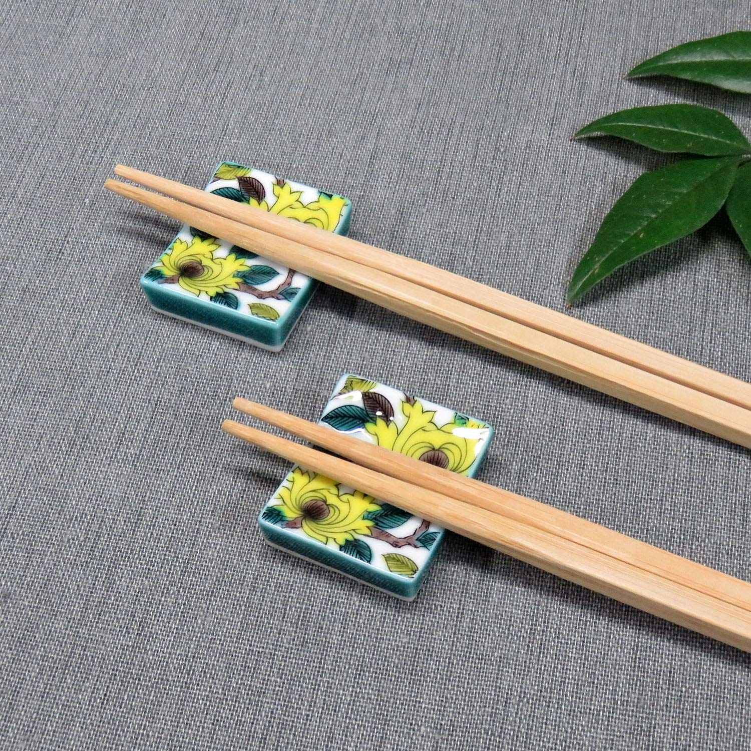 

Stylish Kutani Ware Pair Chopstick Rest Peony Made in Japan Set, Design, Ceramic,