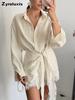 Roupa e acessórios para mulher – Fatos e combinações