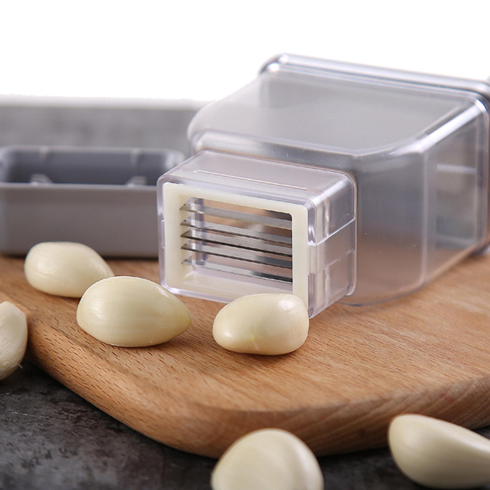 

Ручное устройство для прессования чеснока Портативная пресс-соковыжималка Инструмент для имбиря и чеснока с лезвием из нержавеющей стали 304 Бытовой кухонный аксессуар серый