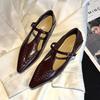 Retro pointed Mary Jane shoes women's 2025 autumn new niche T-buckle with small leather shoes versatile flat shoes