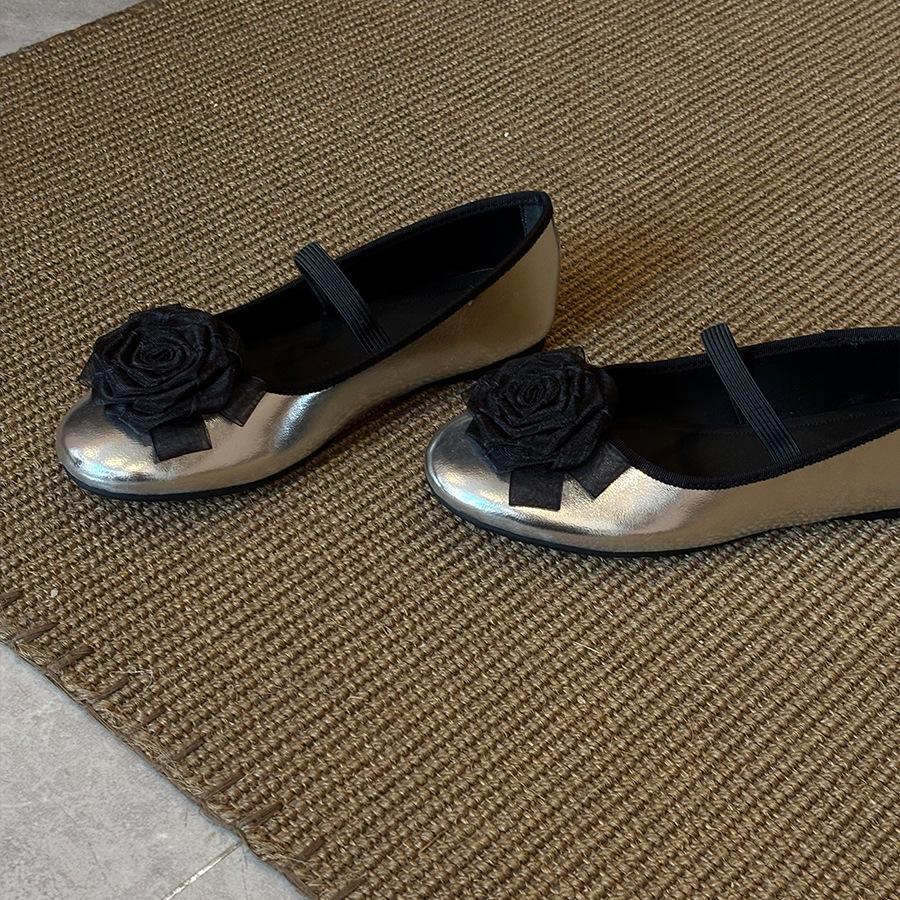 Sheepskin version~ retro national style flower Mary Jane shoes women's summer gentle shallow mouth word belt with skirt flat-soled single shoes