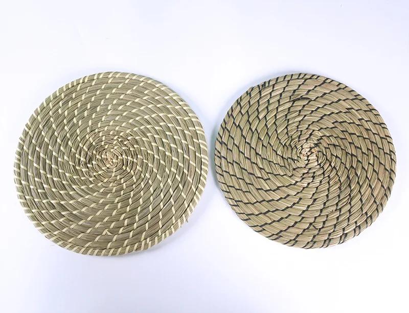 HeMu Strohgedeckte Tischmatte Verdickte Isolationsmatte Strohgedeckte Gewebte Tischmatte Sandtopfmatte Heim- und täglicher Gebrauch Sandtopfmatte Schüsselmatte