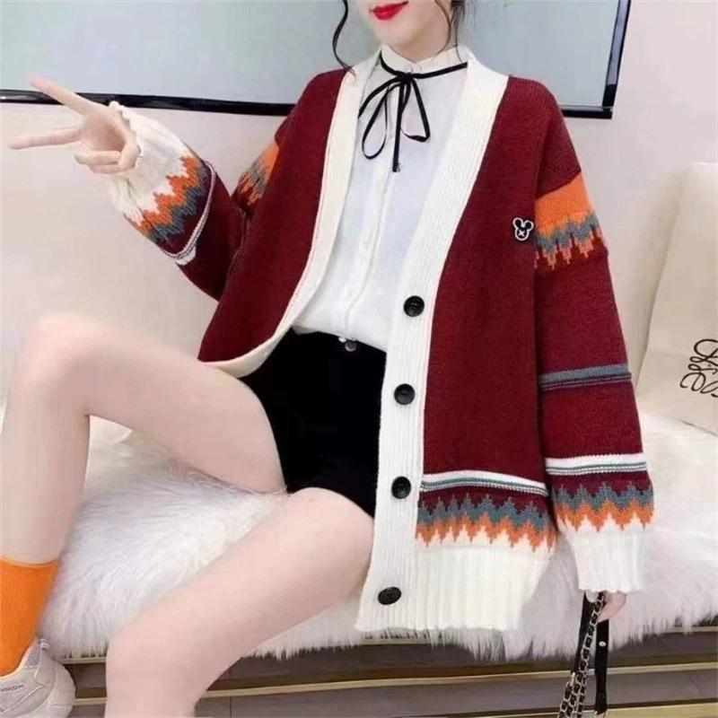 

Ленивый ветер свитер куртка осень и зима новый контрастный цвет дизайн повседневный вязаный свитер средней и длинной длины темпераментный топ Average size темно-красного