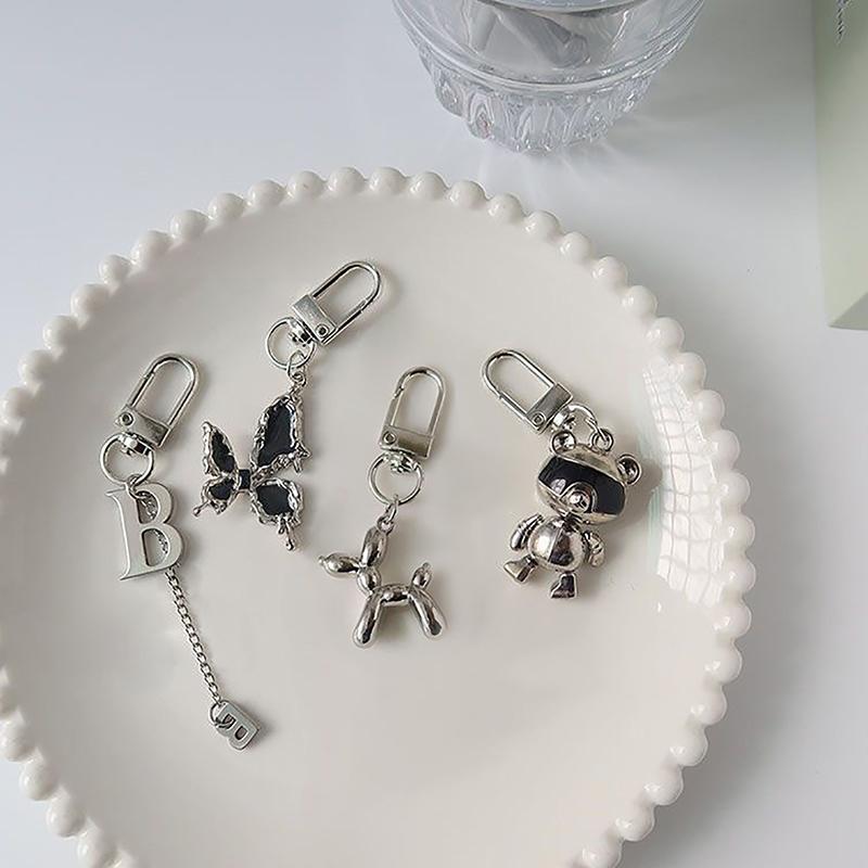 Autumn And Winter  Cool Wind Butterfly Balloon Dog Key Chain Cool Fun Bag Pendant Lovers Girlfriends Gift