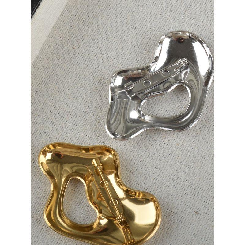European and American Minimalist Design Abstract Glossy Brooch Metal Retro High-End Versatile Coat Clothing Accessory Pin for Women