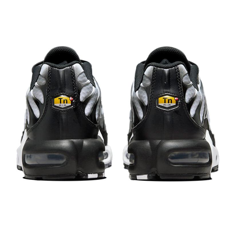 Nike Air Max Plus 'Black Metallic Silver' Sneakers Casual Shoes DM0032-003