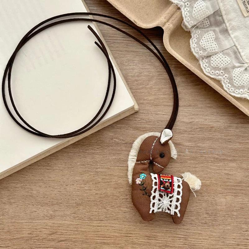 Cute Handmade Embroidery Pony Necklace Soft Fabric Horse Pendant Sweater Chain for Women Daily Outfit Jewelry Gift